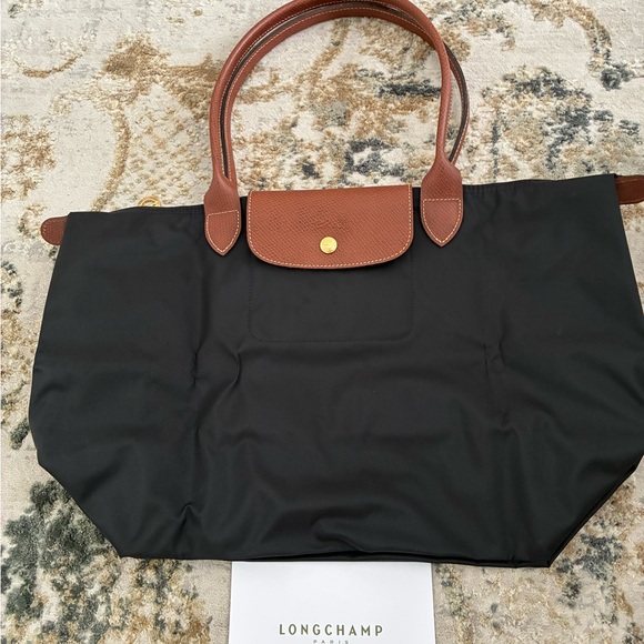 Longchamp Tote in Black and Brown - Picture 4 of 6